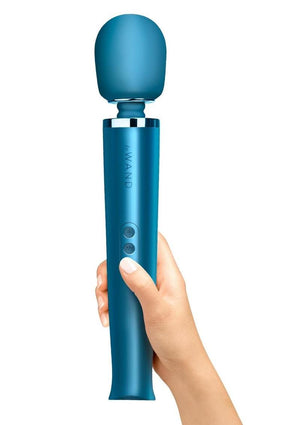 Le Wand Rechargeable Multi-speed Pattern Options Hand Held Massagers